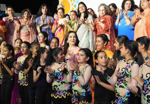 मुंबई : नीता मुकेश अंबानी जूनियर स्कूल का हुआ शुभारंभ